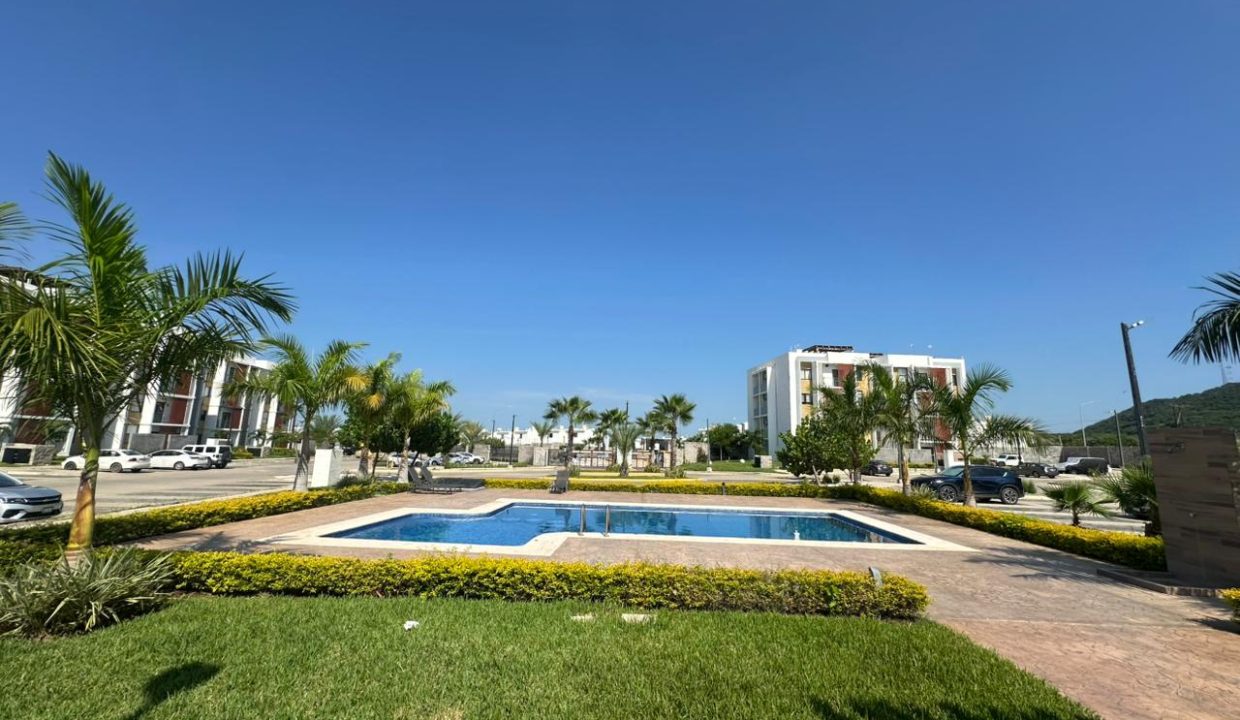 2fd26b72-16aa-4ef5-a164-8e096695e51e