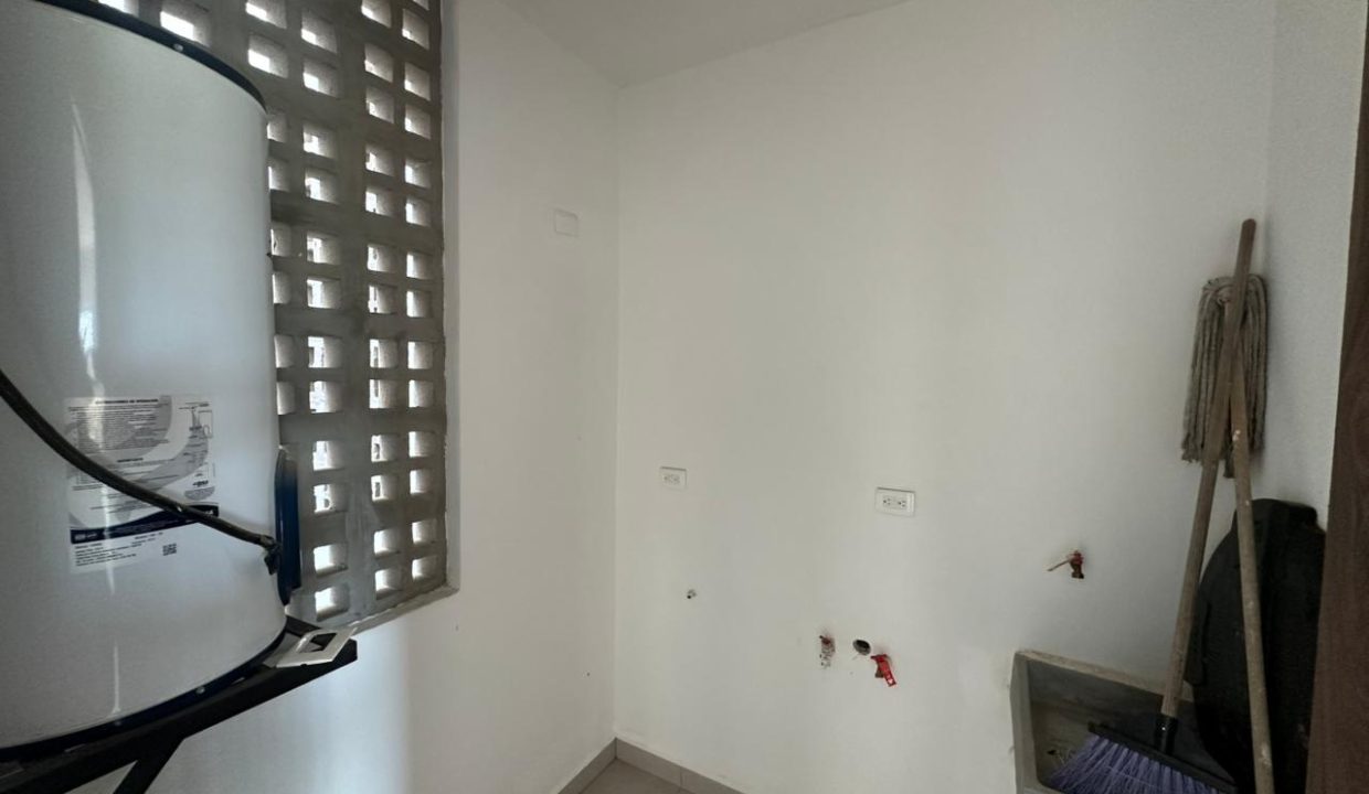 50673395-f035-43c8-b9e7-fcbae3dc406d