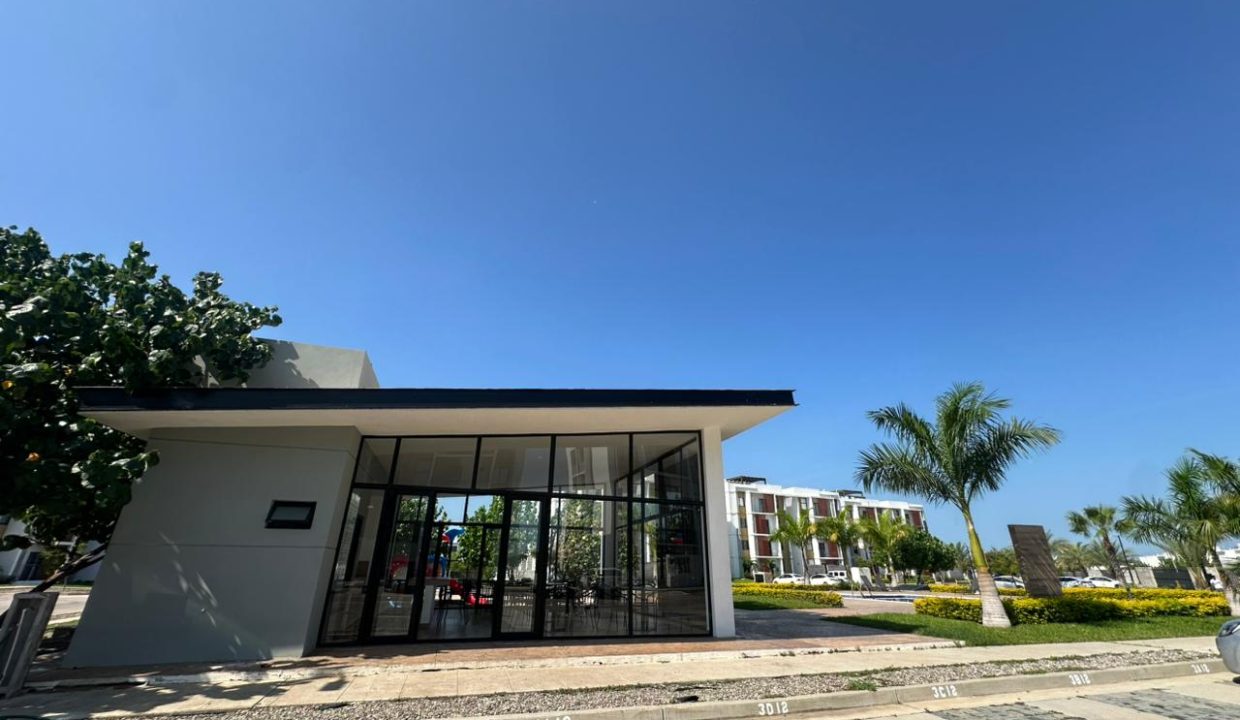 5e38191f-603f-47e7-ad61-eee123c1101f