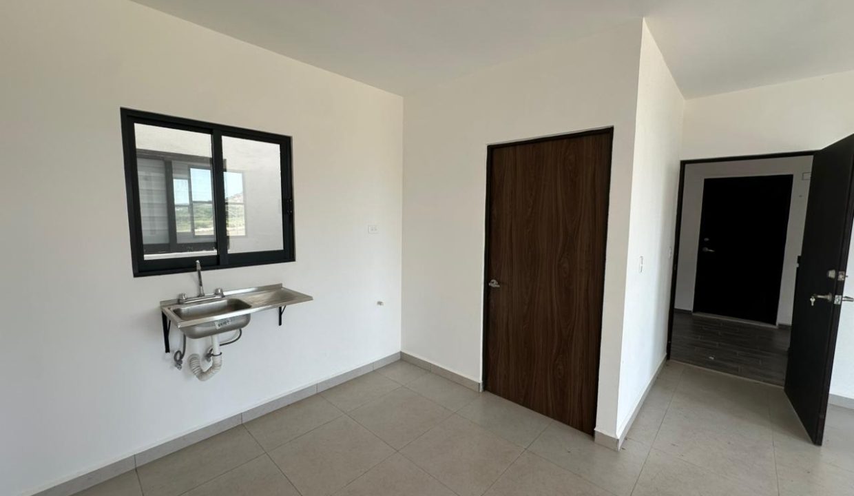 9cafdba4-4765-46cb-8009-c7c072af7b5f