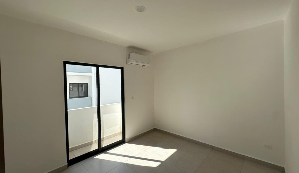 db75dbee-cd5e-4581-a3d8-cf59ce8bab83