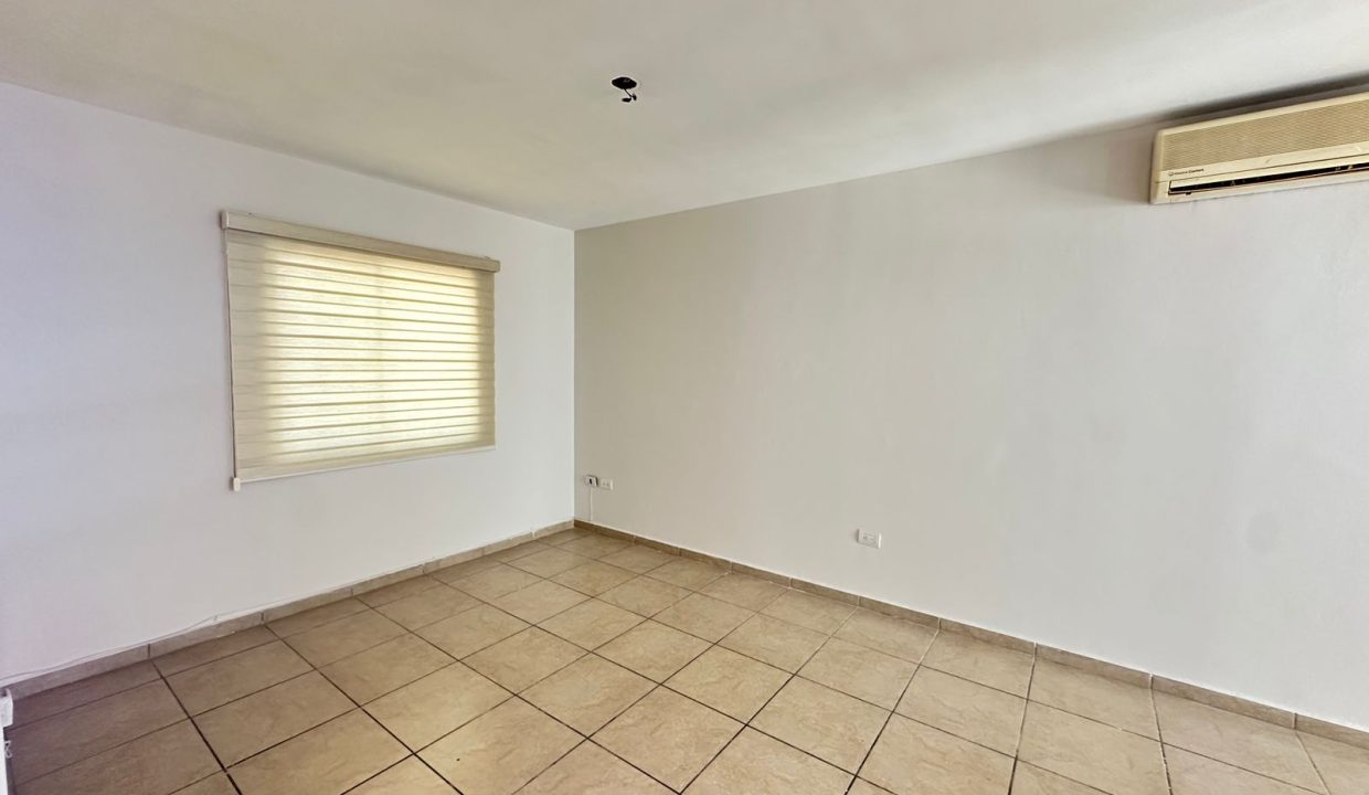 3c2273ff-64a9-4c6d-a5a4-8e54b25a1983