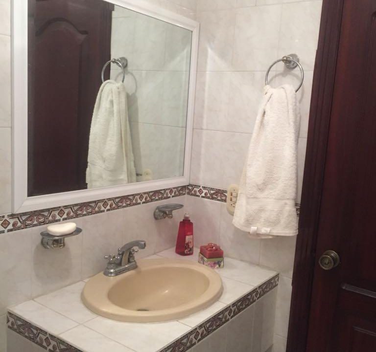 04dd7f89-1942-4192-a587-de12f40e8726