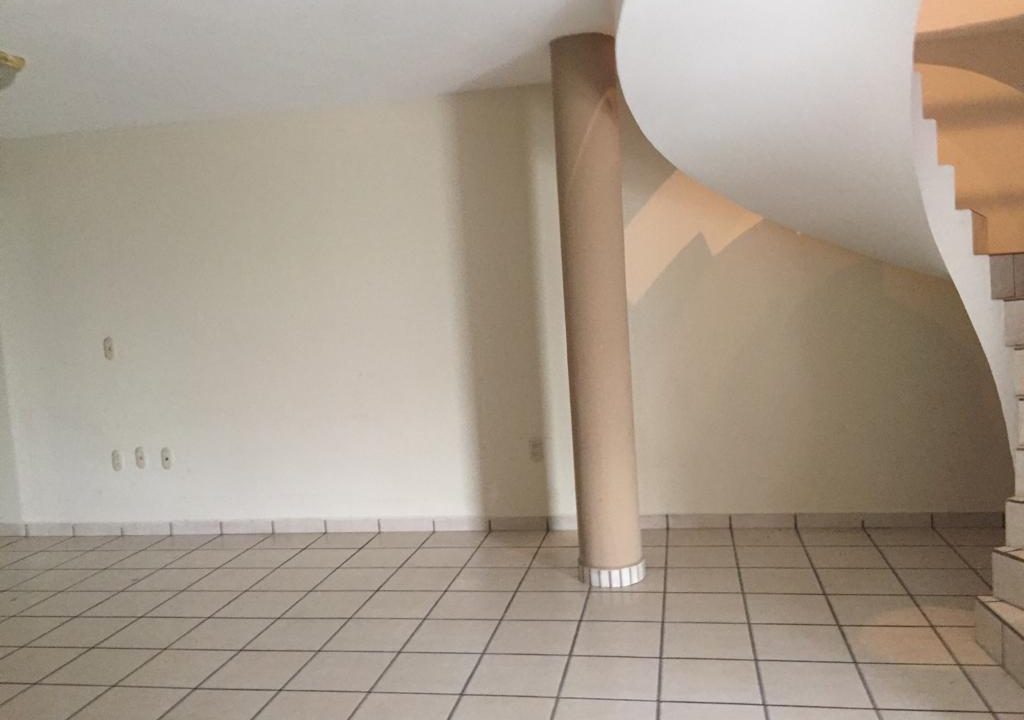 18f12271-60af-4662-aa79-f8f1c48e7967