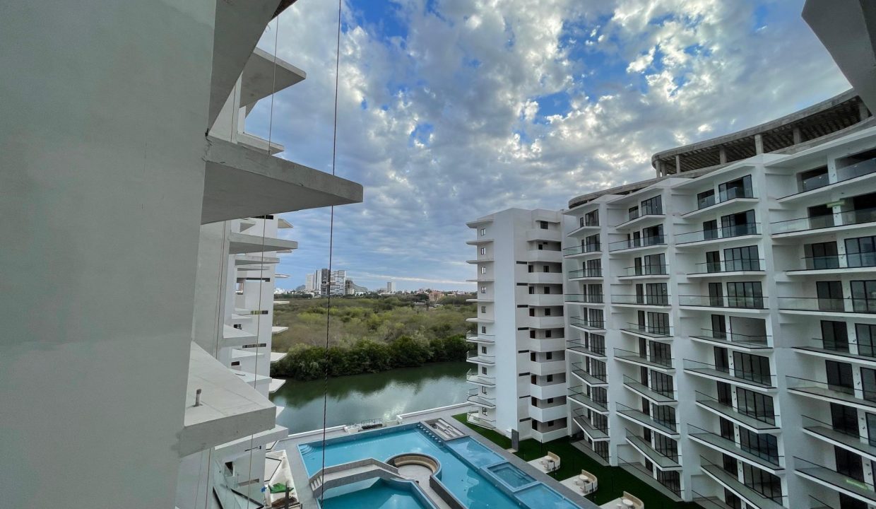 a42eb082-9544-4552-8fe2-522c90c53609