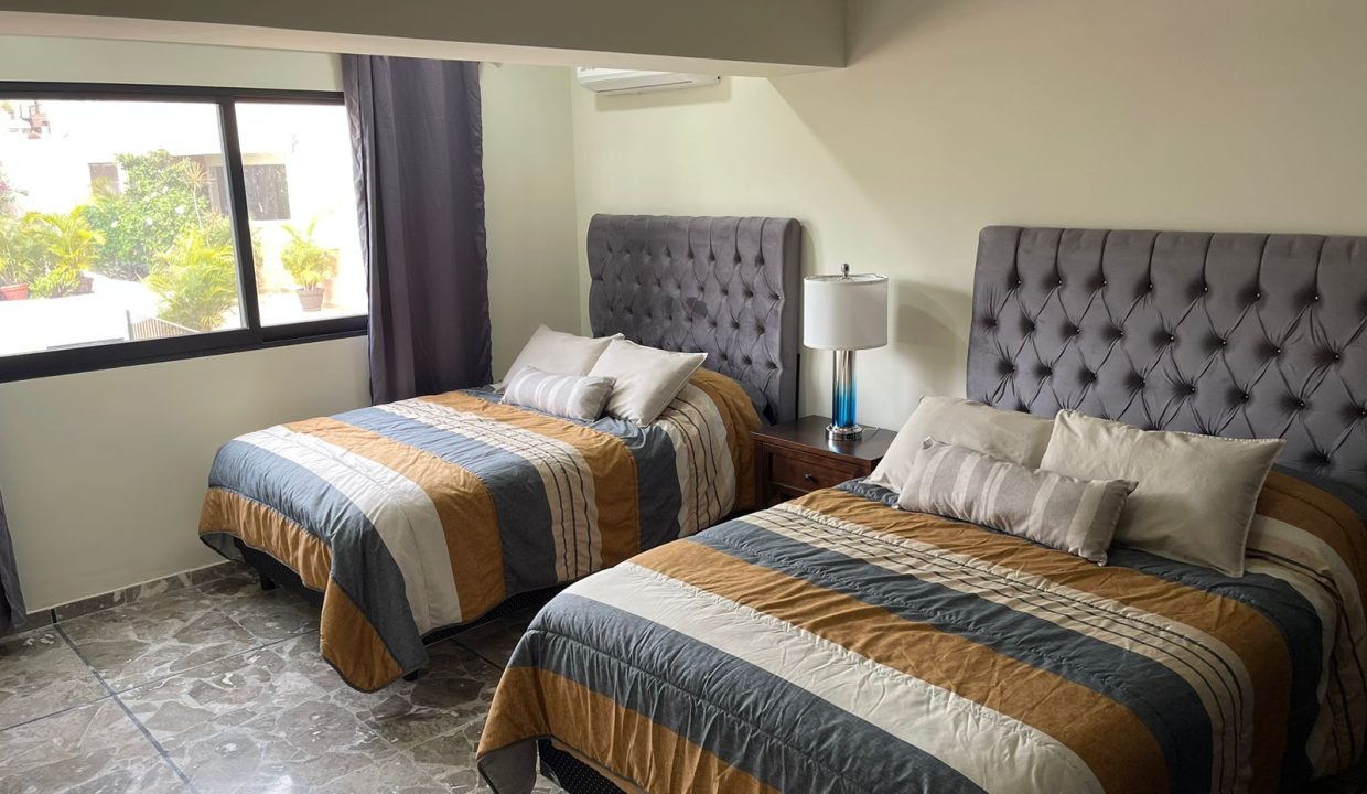 c6c84c7b-988d-4baa-86eb-ca8f8a5515e0