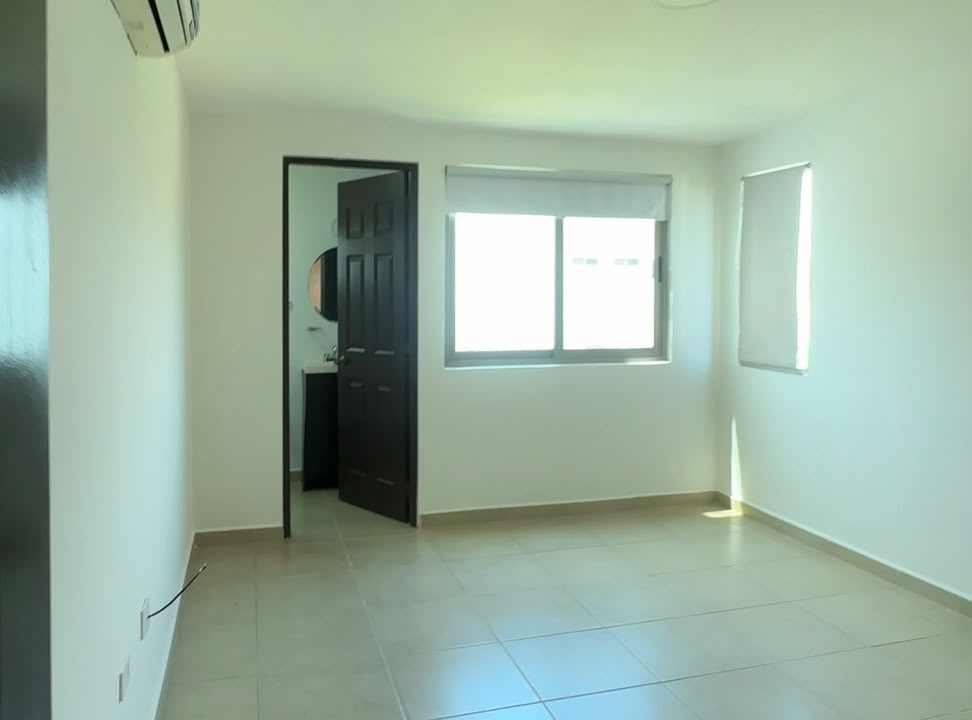 9ab8feb1-f3f1-43a5-ac9a-5b8c9e0761d7